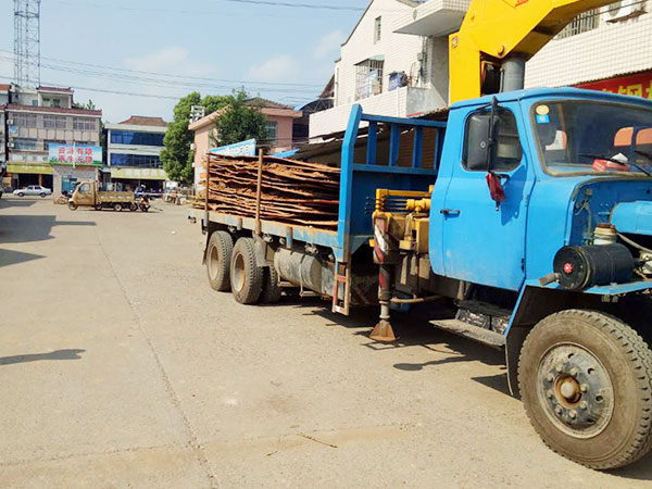 常德市鑫翔建筑設(shè)備租賃有限公司,常德墊路鋼板租賃,墊路鋼板銷(xiāo)售,機(jī)械設(shè)備租賃哪里好